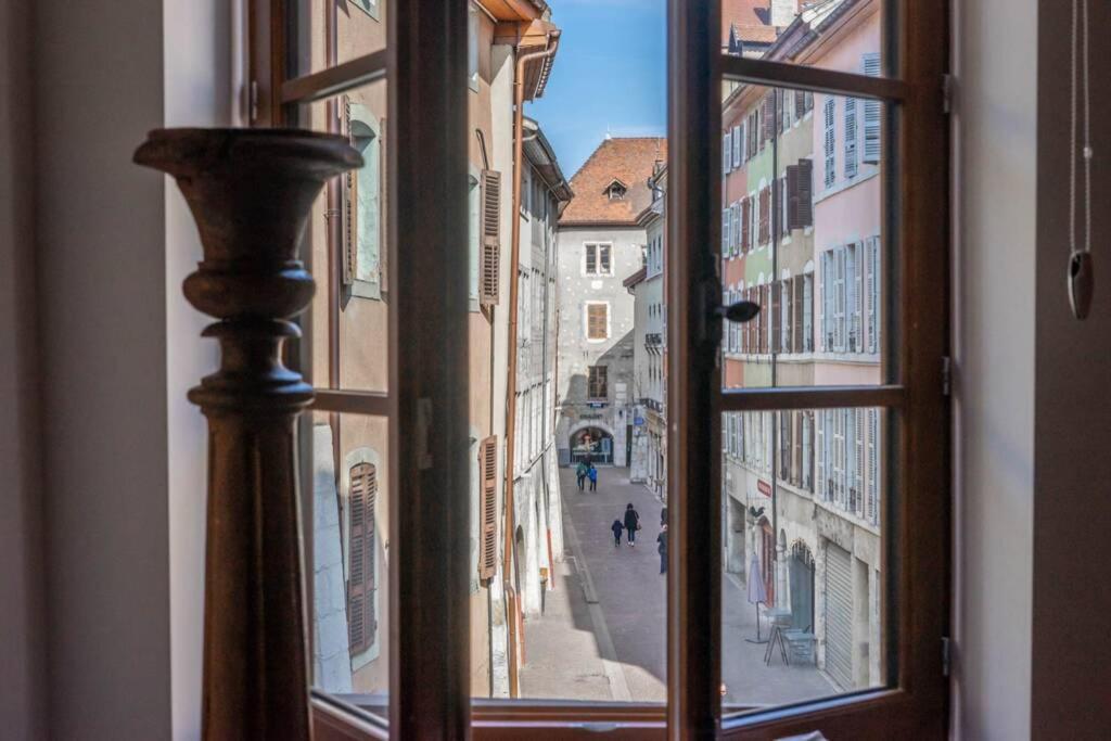 Le Rousseau Apartment Annecy Exterior photo